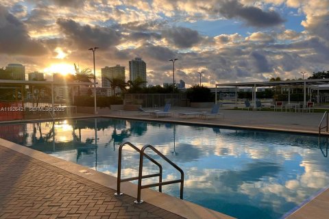 Copropriété à louer à Aventura, Floride: 1 chambre, 93.37 m2 № 1986375 - photo 12