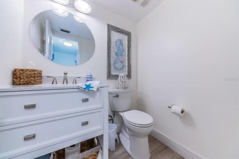 Copropriété à louer à Saint Petersburg, Floride: 1 chambre, 72.46 m2 № 2195299 - photo 11