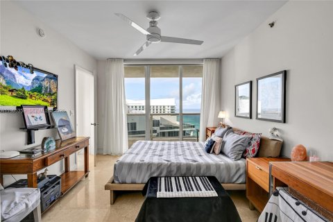 Copropriété à vendre à Hallandale Beach, Floride: 2 chambres, 135.45 m2 № 2052961 - photo 27