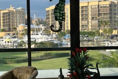 Condo in Punta Gorda, Florida, 3 bedrooms  № 1622460 - photo 15