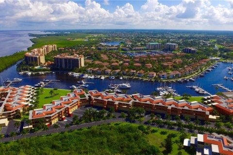 Condo in Punta Gorda, Florida, 3 bedrooms  № 1622460 - photo 4