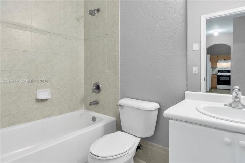 Copropriété à vendre à Homestead, Floride: 3 chambres, 109.81 m2 № 2152568 - photo 29