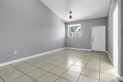 Copropriété à vendre à Homestead, Floride: 3 chambres, 109.81 m2 № 2152568 - photo 15