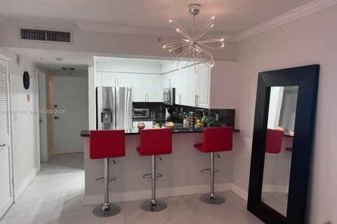 Condo in Hollywood, Florida № 2025979 - photo 7