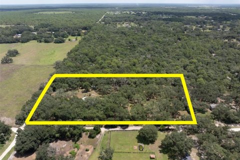 House in Brooksville, Florida 3 bedrooms, 160.54 sq.m. № 2313101 - photo 2