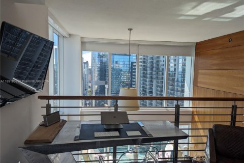 Condominio en alquiler en Miami, Florida, 2 dormitorios, 119.75 m2 № 2054630 - foto 14