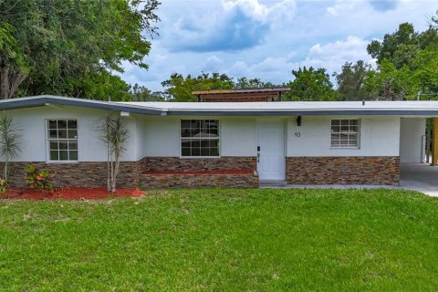 Casa en venta en North Fort Myers, Florida, 3 dormitorios, 158.03 m2 № 1775440 - foto 3