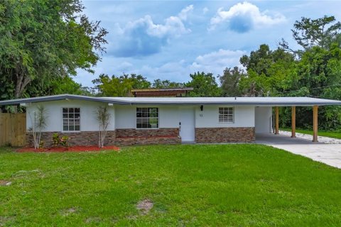 Casa en venta en North Fort Myers, Florida, 3 dormitorios, 158.03 m2 № 1775440 - foto 1