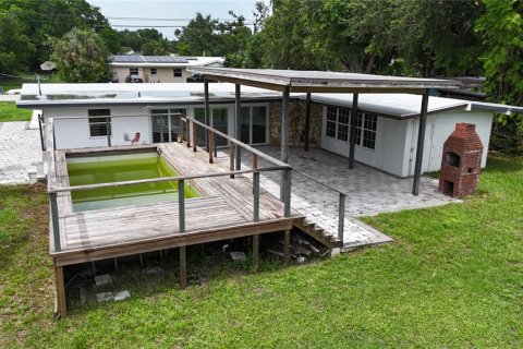 Casa en venta en North Fort Myers, Florida, 3 dormitorios, 158.03 m2 № 1775440 - foto 9