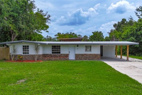 Casa en venta en North Fort Myers, Florida, 3 dormitorios, 158.03 m2 № 1775440 - foto 4