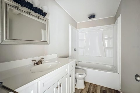 Casa en venta en North Fort Myers, Florida, 3 dormitorios, 158.03 m2 № 1775440 - foto 23