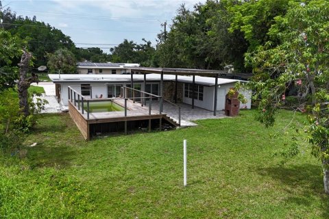 Casa en venta en North Fort Myers, Florida, 3 dormitorios, 158.03 m2 № 1775440 - foto 7