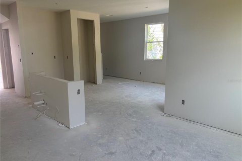 Townhouse in Tampa, Florida 4 bedrooms, 173.17 sq.m. № 2198811 - photo 8