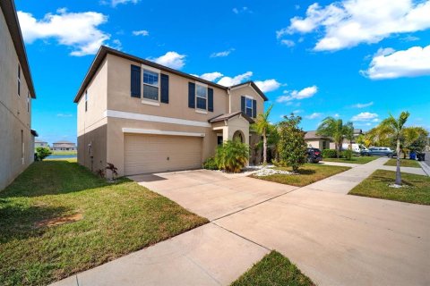 Villa ou maison à vendre à Sun City Center, Floride: 4 chambres, 244.8 m2 № 2437293 - photo 3