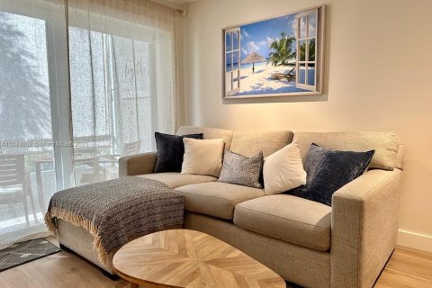 Купить кондоминиум в Нейплс, Флорида 2 спальни, № 1997483 - фото 5