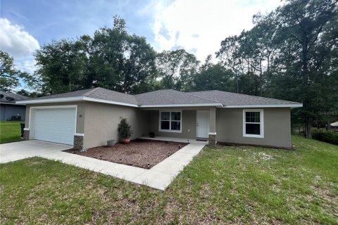 Villa ou maison à Dunnellon, Floride 3 chambres, 144.28 m2 № 2138515