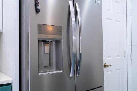 Condo in Orlando, Florida, 2 bedrooms  № 1657915 - photo 30