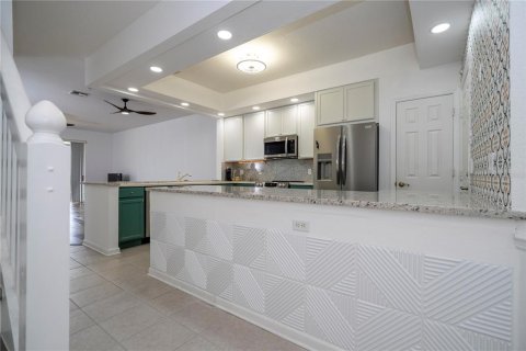 Condo in Orlando, Florida, 2 bedrooms  № 1657915 - photo 23