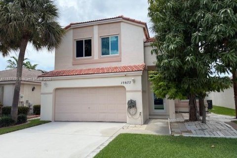 Casa en venta en Pembroke Pines, Florida, 3 dormitorios, 176.7 m2 № 1847779 - foto 4