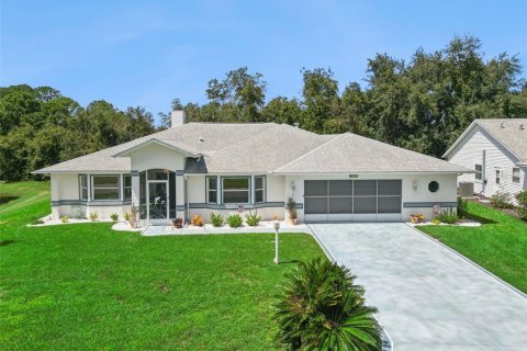 Casa en Leesburg, Florida 3 dormitorios, 188.13 m2 № 2373867
