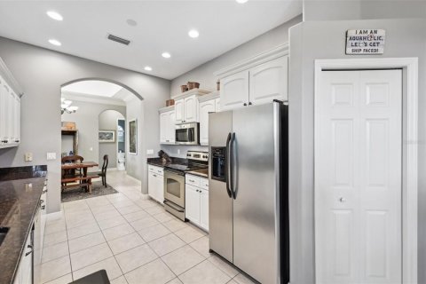 House in Venice, Florida 3 bedrooms, 189.71 sq.m. № 1247708 - photo 13