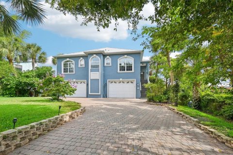 House in Venice, Florida 3 bedrooms, 189.71 sq.m. № 1247708 - photo 1