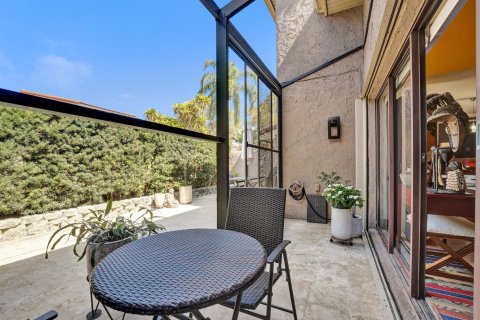 Touwnhouse à vendre à Hollywood, Floride: 3 chambres, 218.32 m2 № 2087903 - photo 24