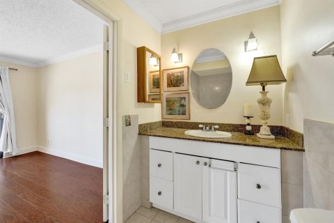 Touwnhouse à vendre à Hollywood, Floride: 3 chambres, 218.32 m2 № 2087903 - photo 30