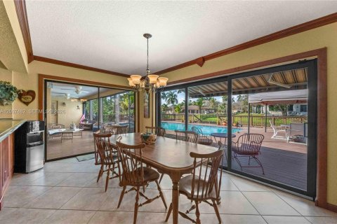 Villa ou maison à vendre à Davie, Floride: 4 chambres, 314.75 m2 № 2071908 - photo 21
