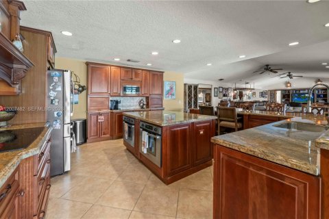 Villa ou maison à vendre à Davie, Floride: 4 chambres, 314.75 m2 № 2071908 - photo 20