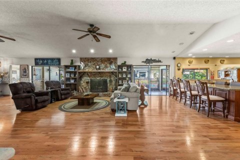 Villa ou maison à vendre à Davie, Floride: 4 chambres, 314.75 m2 № 2071908 - photo 11