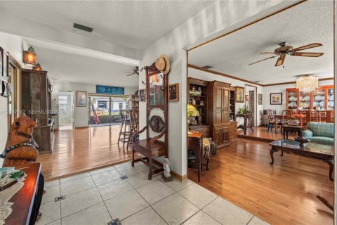 Villa ou maison à vendre à Davie, Floride: 4 chambres, 314.75 m2 № 2071908 - photo 5