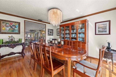 Villa ou maison à vendre à Davie, Floride: 4 chambres, 314.75 m2 № 2071908 - photo 9
