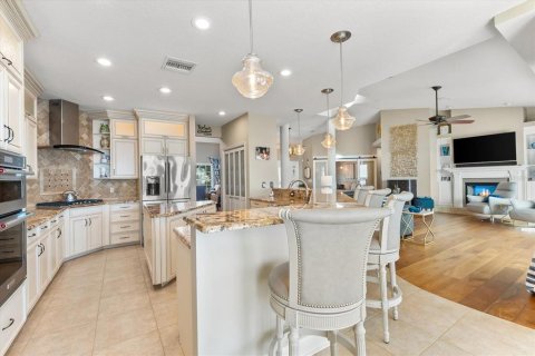 House in Tarpon Springs, Florida 4 bedrooms, 329.43 sq.m. № 1649397 - photo 16