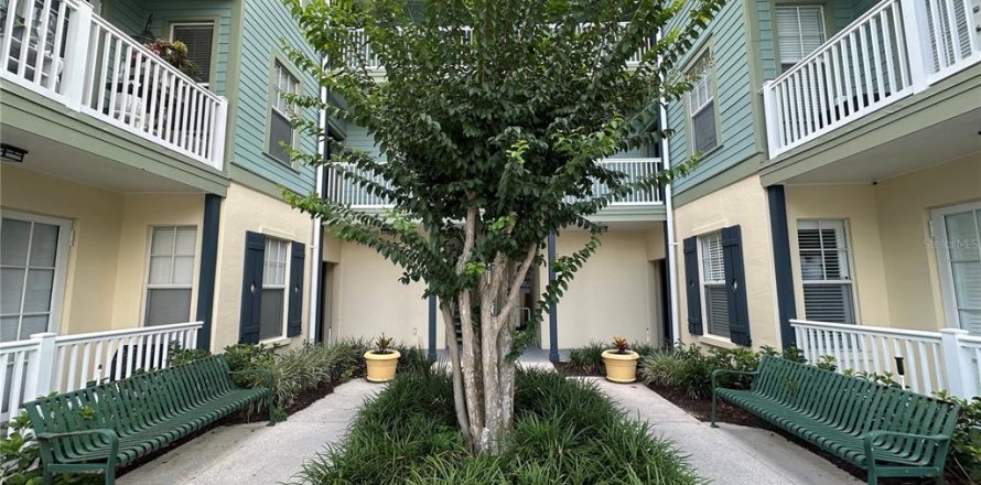 Condominio en Celebration, Florida, 2 dormitorios № 1906789