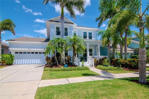 Casa en venta en Apollo Beach, Florida, 4 dormitorios, 243.4 m2 № 1846973 - foto 1