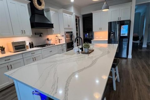 House in Sarasota, Florida 5 bedrooms, 333.89 sq.m. № 2344668 - photo 3