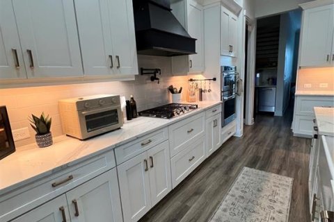 House in Sarasota, Florida 5 bedrooms, 333.89 sq.m. № 2344668 - photo 4