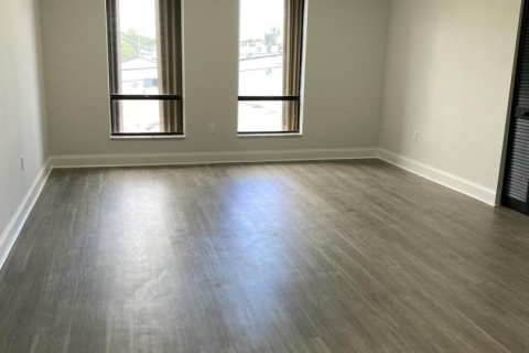 Commercial property in Lake Worth, Florida № 2176975 - photo 19