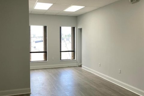 Commercial property in Lake Worth, Florida № 2176975 - photo 20