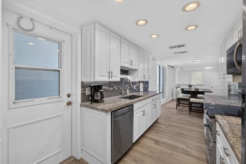 Condominio en venta en Riviera Beach, Florida, 2 dormitorios, 139.35 m2 № 2334917 - foto 16