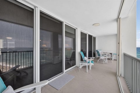 Condominio en venta en Riviera Beach, Florida, 2 dormitorios, 139.35 m2 № 2334917 - foto 27