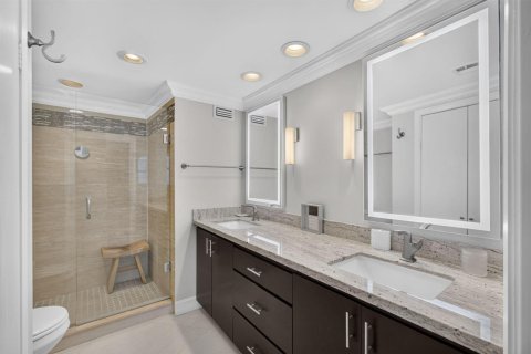 Condominio en venta en Riviera Beach, Florida, 2 dormitorios, 139.35 m2 № 2334917 - foto 23