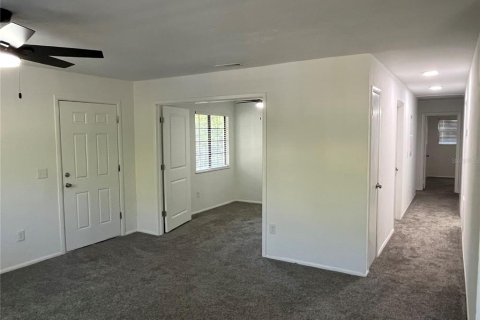 House in Micanopy, Florida 4 bedrooms, 111.48 sq.m. № 1719783 - photo 4