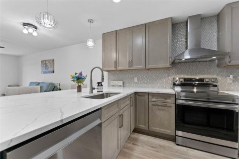 Condominio en venta en Port Richey, Florida, 2 dormitorios, 95.22 m2 № 1589694 - foto 12