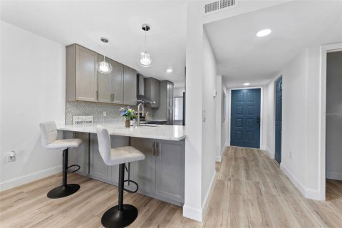 Condominio en venta en Port Richey, Florida, 2 dormitorios, 95.22 m2 № 1589694 - foto 10