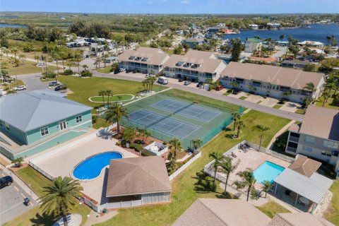 Condominio en venta en Port Richey, Florida, 2 dormitorios, 95.22 m2 № 1589694 - foto 30