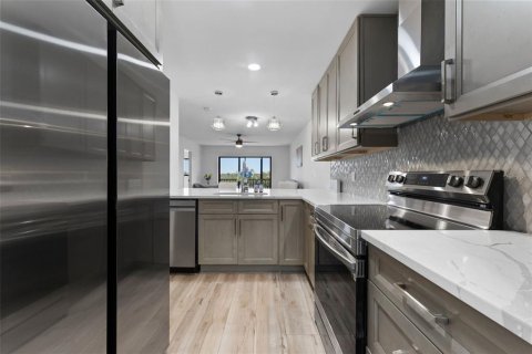 Condominio en venta en Port Richey, Florida, 2 dormitorios, 95.22 m2 № 1589694 - foto 14