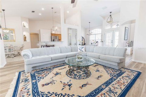 Villa ou maison à vendre à Wildwood, Floride: 3 chambres, 198.44 m2 № 2420152 - photo 3