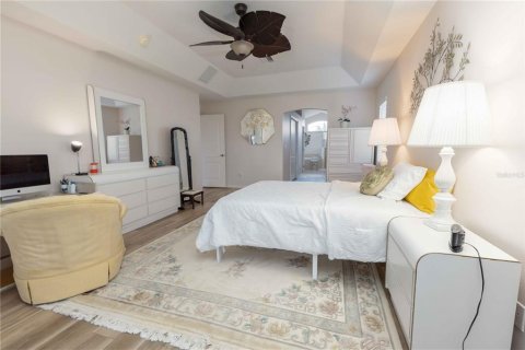 Villa ou maison à vendre à Wildwood, Floride: 3 chambres, 198.44 m2 № 2420152 - photo 15